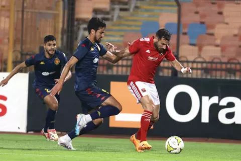 هذه المرة ليست بقميص الأهلي.. معلول ينتظر المواجهة الـ 24 ضد الترجي